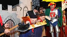 Die Delinquenten Georg Langenbacher und Alexander Dannecker und Ortsrichter Dedelius Wolfgang Gut. Bild: Roger Müller