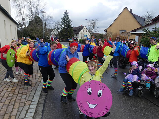 Bild 13: Bermatingen-Ahausen in Feierlaune: Die besten Bilder vom Umzug