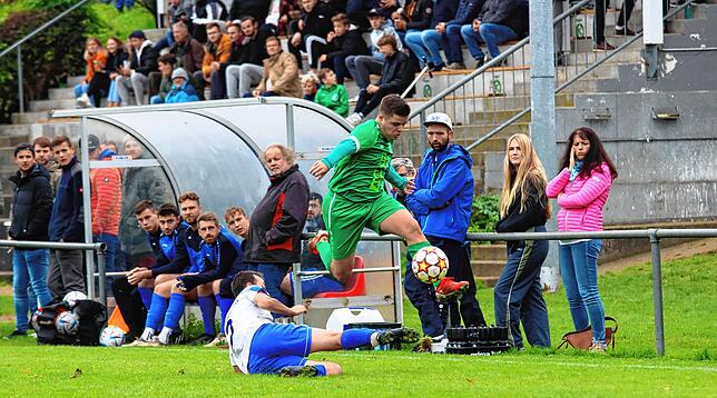 Bild 12: Die besten Bilder vom Bezirksliga-Derby im Mindlestal