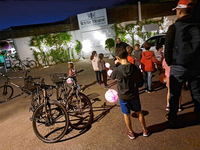 Bild 6: Lampions, Fahnen und Feuerwerk &ndash; So bunt war der Bundesfeiertag in Rheinfelden