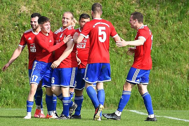 Bild 2: FSV Rheinfelden unterliegt mit 1:3 bei der SG Nordweil/Wagenstadt &ndash; und wir haben Bilder!