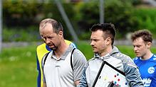 Der späte Treffer zum 1:0 gegen Neustadt kurz vor dem Abpfiff sichert dem FC Radolfzell rund um das Trainerteam Steffen Kautzmann ...