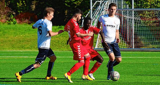 Bild 21: FV Lörrach-Brombach U23 feiert beim 3:0 gegen den FC Schlüchttal seinen zweiten Sieg in Folge &ndash; und wir haben die Bilder
