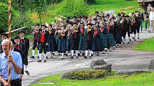 Zwei Tage lang wurde der Schutz der Kirchenpatronin, der Heiligen Anna, gefeiert. Zum Fest gehört traditionell auch die Prozession. ...