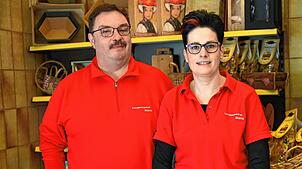Das Ehepaar Michael und Barbara Kunz führt heute die Landmetzgerei Kunz in Tennenbronn. Bild: Werner Müller
