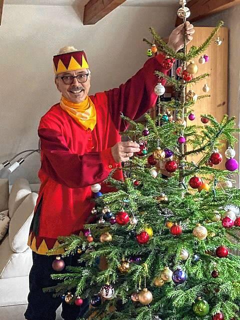 Aus dem Baum von Thomas Bertsche wird im Februar ein Narrenbaum. Bertsche ist Zunftmeister der Narrenzunft Schaflingen.