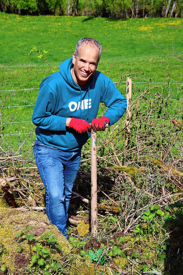 Bild 5: Die schönsten Bilder zur Pflanzaktion im SÜDKURIER Zeitungswald