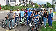 Der Kernstadt-Beirat radelte Problemstellen in Rheinfelden ab: Dominik Rago (Leiter Ordnungsamt, Zweiter von links), Tobias Obert (Amt ...