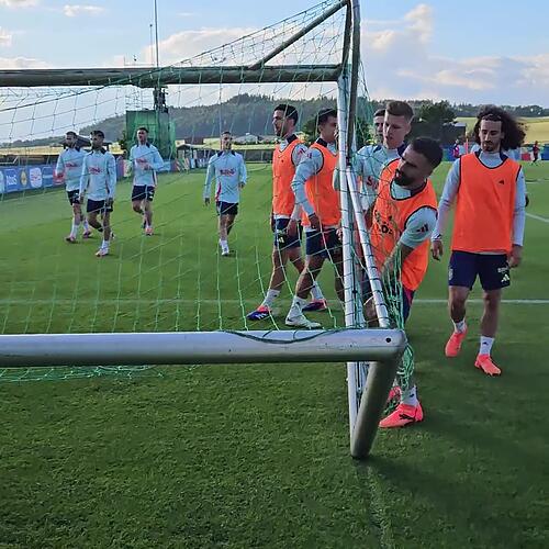 Die spanische Nationalmannschaft in Donaueschingen! So war das erste Training