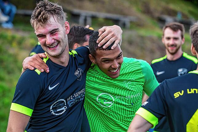 Bild 1: SV Unteralpfen gewinnt Waldhaus-Cup durch 2:1-Sieg gegen SG Weilheim/Gurtweil &ndash; wir haben Bilder!