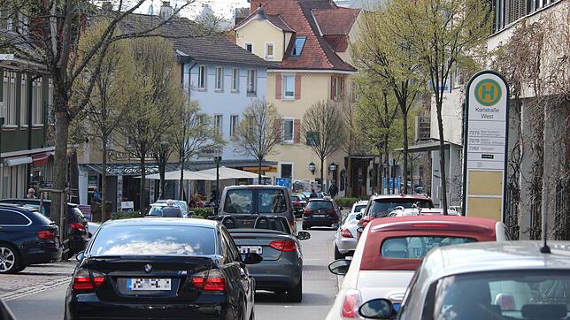 Das Verkehrskonzept hat das Ziel, den Durchgangsverkehr aus der Innenstadt herausbringen. Doch das tritt aufgrund der Diskussionen über ...