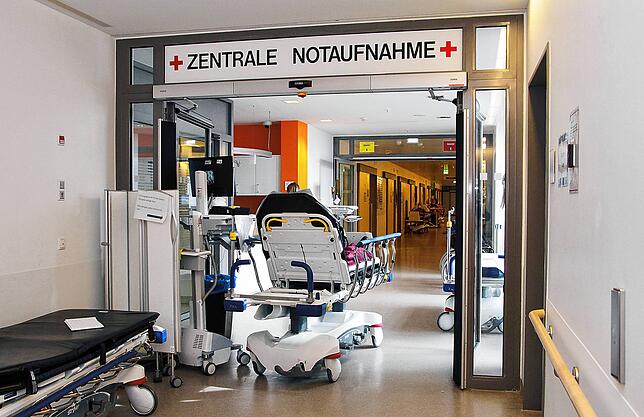 Für das Klinikum muss die Stadt mehr Geld einplanen. Hier eine Aufnahme aus dem März 2021.