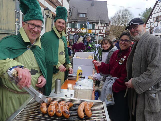 Bild 18: Fasnacht in Bermatingen: 100. Narrenbaum und 55 Jahre Zimmergilde – Die besten Bilder!