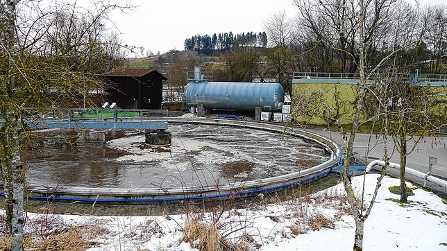 Hier im Klärwerk der Gemeinde sammelt sich das Abwasser, das in die Kanäle abläuft. Die Kanäle in Wittenhofen und Obersiggingen sollen ...