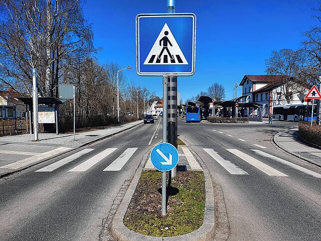 Tempo 30 für die Villinger Bahnhofstraße: Hier drängen sich normalerweise die Verkehrsteilnehmer, ob per Auto, zu Fuß, auf dem Rad, im ...