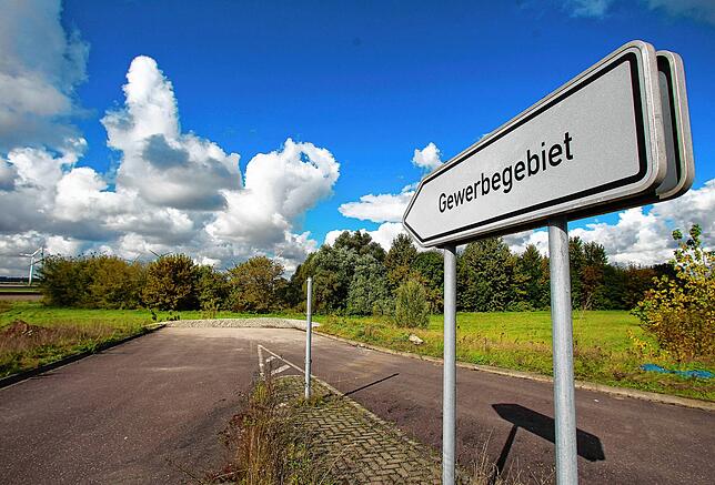 Industriebetriebe werden bei der Grundsteuer entlastet, Privathäuser tendenziell stärker belastet. Das stößt auf Kritik.