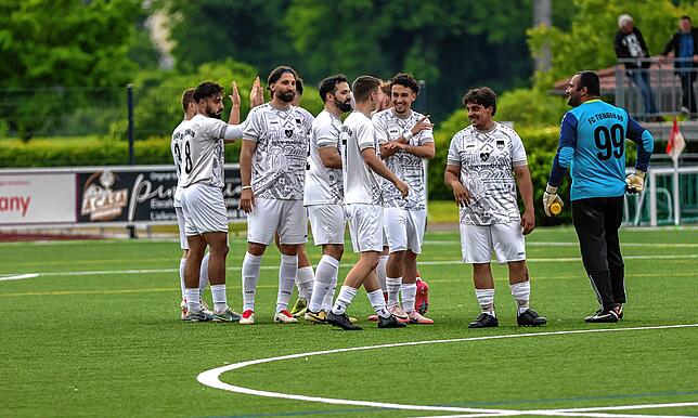 Bild 4: Spvgg. Wutöschingen und FC Tiengen 08 II trennen sich 2:2 – und wir haben Fotos!