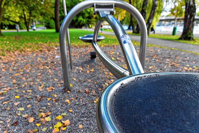 Eine einsame Wippe im Herosé-Park. Ein guter Spielplatz ist ein geschützter Raum für Kinder, sagt Martina Kanning.