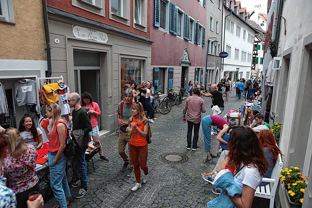 Bild 8: Konstanz: Es ist wieder Gassenfreitag! Hier sind die Bilder der Besucher der Niederburg