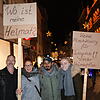 Hassan Imran aus Pakistan (Zweiter von rechts) mit seinen Freunden Celina Christ (rechts) sowie Nicola Groß und Bernd Seitner.