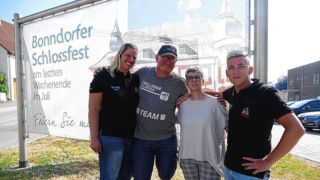 Sie sind das Kernteam des Schlossfestvereins (von links): Diana Spielberger, Martin Sedlak, Petra Kaiser und Alexander Reinhart. Foto: ...