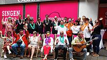 Sie freuen sich schon: Mit dabei, vorn von rechts: Hans Wöhrle, Wilfried Trah. Dahinter Claudia Kessler-Franzen, links daneben Bernd ...