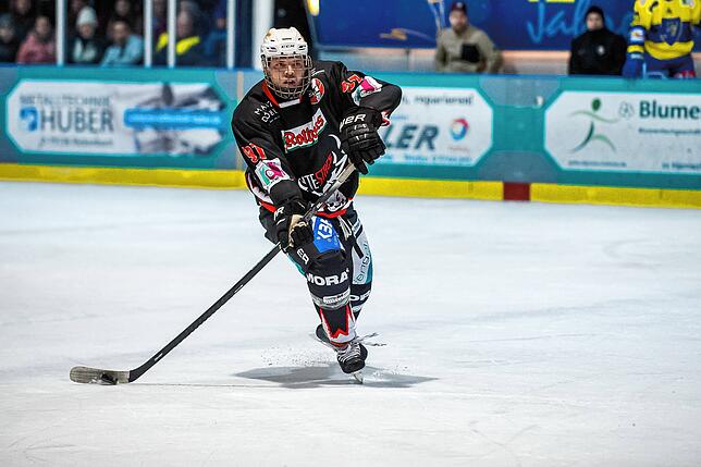 Bild 46: EHC Herrischried verliert 1:11 gegen den EHC Laufen – und wir haben Bilder!