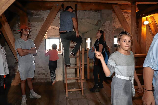 Die letzten Höhenmeter in den 38 Meter hohen Turm des Obertors ging es über eine Leiter hinauf.