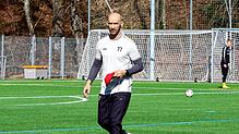 Grund zur Freude beim SV Denkingen und seinem Trainer Bahadir Livgökmen: Sie gewinnen 4:0 und bauen ihre Tabellenführung aus.