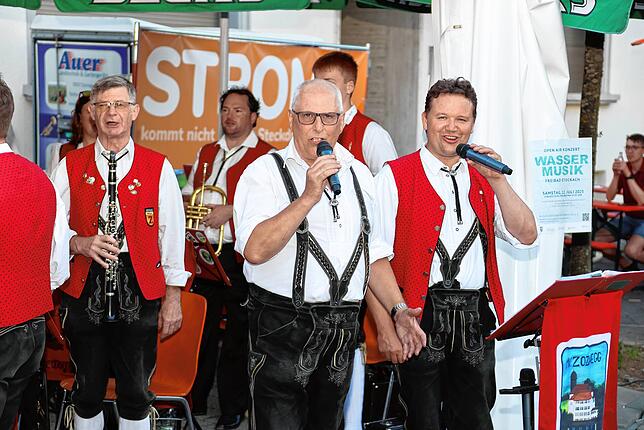Bild 12: So schön war es auf dem Schweizer Feiertag in Stockach