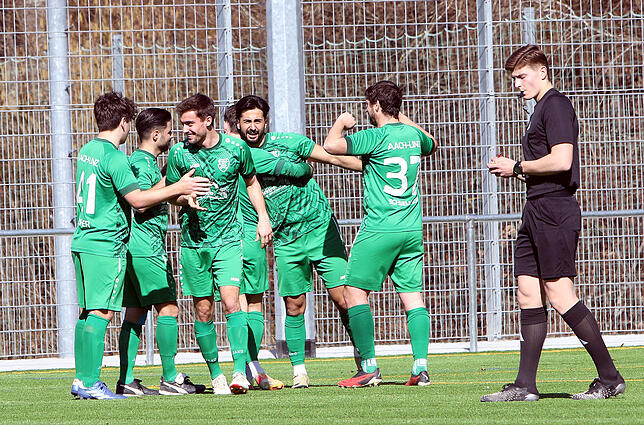 Bild 16: TSV Aach-Linz setzt beim SC Pfullendorf II die Akzente. Wir haben die besten Bilder!
