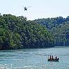 Rettungskräfte aus der Schweiz und aus Deutschland bei einer Suchaktion auf dem Rhein, östlich von Waldshut-Tiengen (Archivbild). Dieses ...