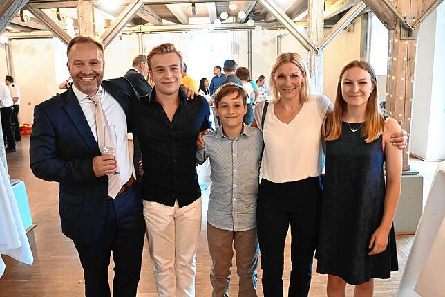 Familie Weckbach (von links): Matthias, Julian, Yannick, Elke und Florine.