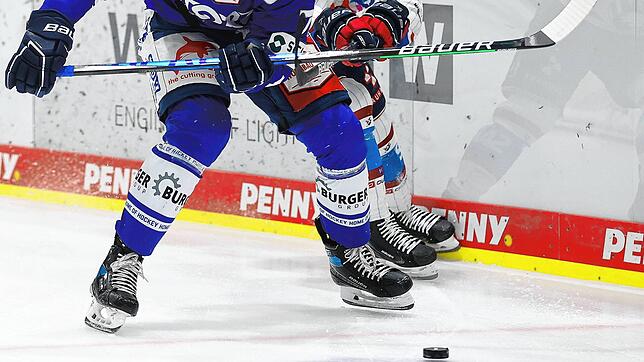 Der Puck flitzt in der DEL-Hauptrunde eine Woche länger übers Eis.