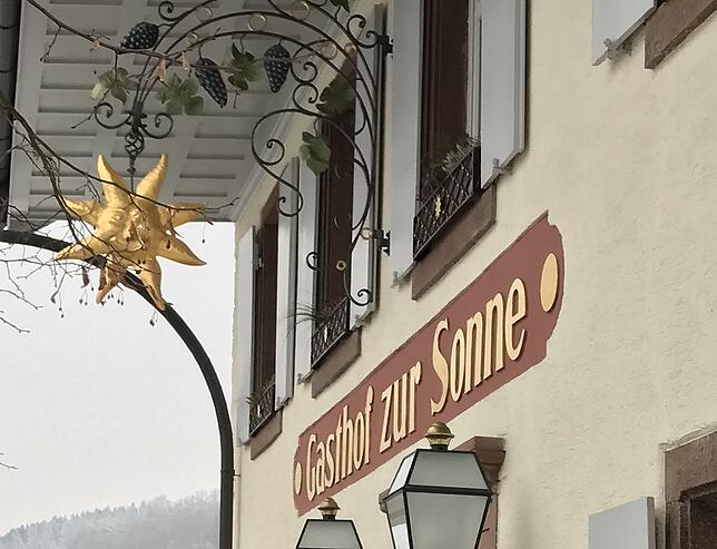 Bild 1: Stadt will im Enkendorf Parkplätze statt Gärtnereibetrieb