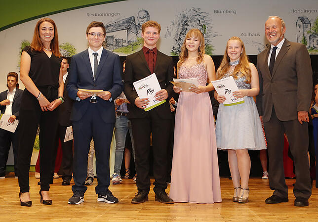 Bild 22: Bilder vom Realschulabschlussball in Blumberg