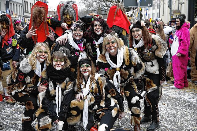 Auch gruselige Masken aus dem Alpenraum sind immer häufiger im Hegau unterwegs.