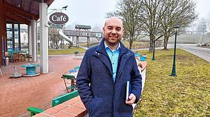 Dominik Mattes möchte Bürgermeister von Herdwangen-Schönach werden.