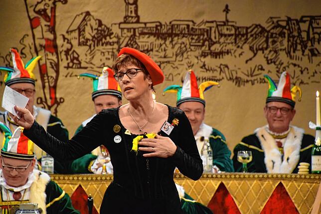 Verhandlung der Stockacher Narrengerichts gegen Annegret Kramp-Karrenbauer im Februar 2019.