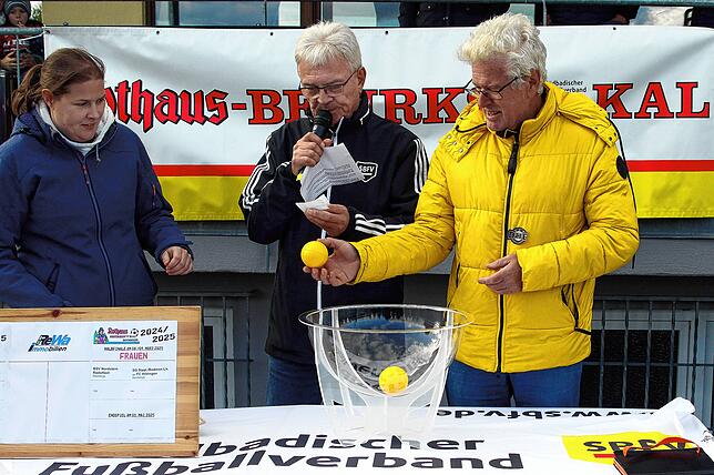 Bild 21: Remis im Duell Walbertsweiler-Rengetsweiler mit FC Öhningen-Gaienhofen. Wir haben die besten Bilder!