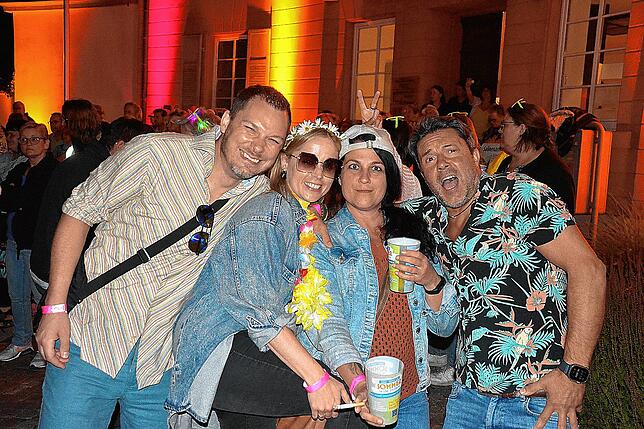 Bild 9: Papis Pumpels sorgen für grandiose Stimmung auf dem Rathausplatz in Bad Dürrheim