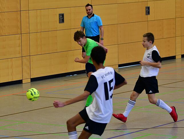 Bild 20: Zweite Garnitur des Gastgebers ist chancenlos beim 1:10 gegen den FC Wehr