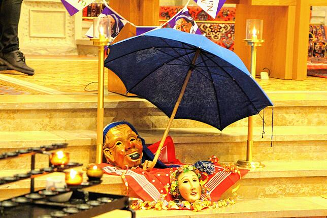 Bild 1: Ökumenische Narrenmesse in St. Peter & Paul Bonndorf