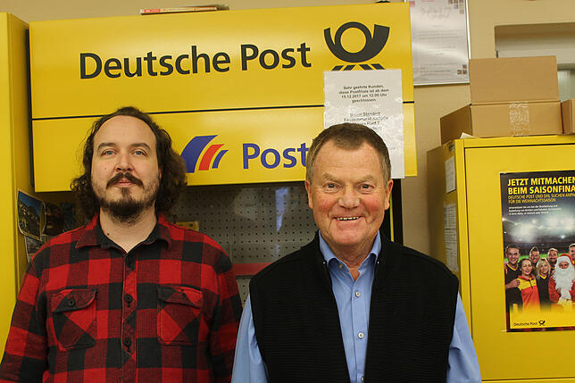 Christian Knöpfle (links) und der pensionierte Blumberger Postbeamte Wolfgang Kammerer waren bis Mitte Dezember 2017 im ...
