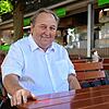 OB-Kandidat Dieter Baldauf im Lammgarten in Friedrichshafen.