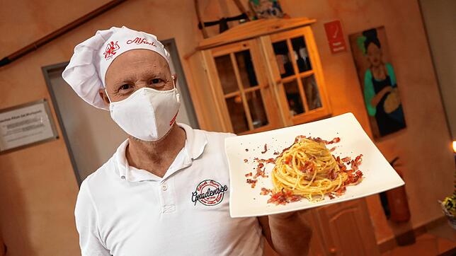 Alfredo Niosi verrät sein Rezept für Spaghetti Carbonara.