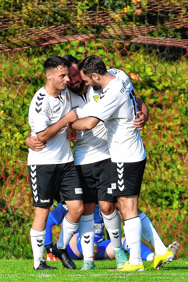Bild 21: FSV Rheinfelden gewinnt Landesliga-Derby beim VfR Bad Bellingen mit 2:1 &ndash; und wir haben die Bilder!
