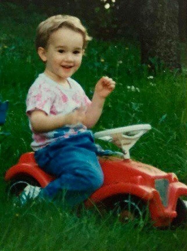 Ob sein Bobby-Car aus Kindheitstagen als erstes Auto zählt? Einen „echten“ fahrbaren Untersatz hat Jens Metzger jedenfalls ...