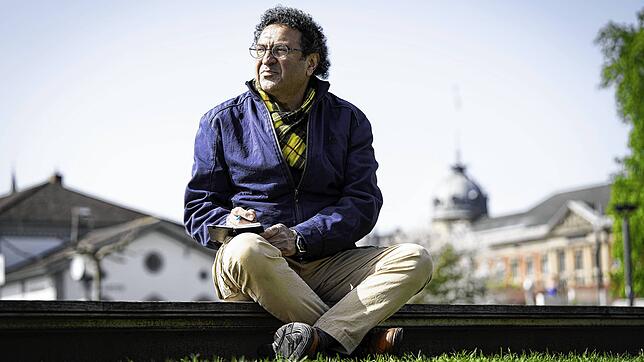 Der promovierte Soziologe, Schauspieler und Dolmetscher Tarek Salloukh aus Konstanz arbeitet seit rund 15 Jahren auch vor Gericht. Er ...
