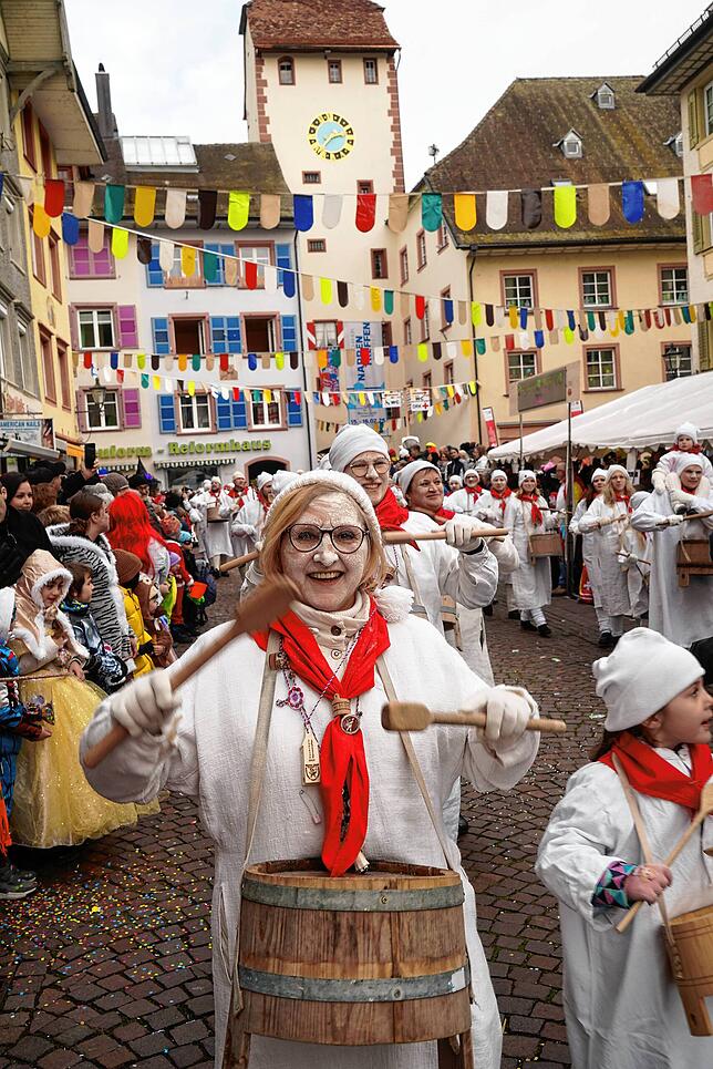 Bild 24: Narren, Kostüme und Stimmung: Die Highlights des Narrentreffens in Waldshut in Bildern